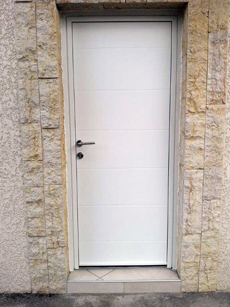 Sublet pose de portes d'entrée en Haute-Savoie 74